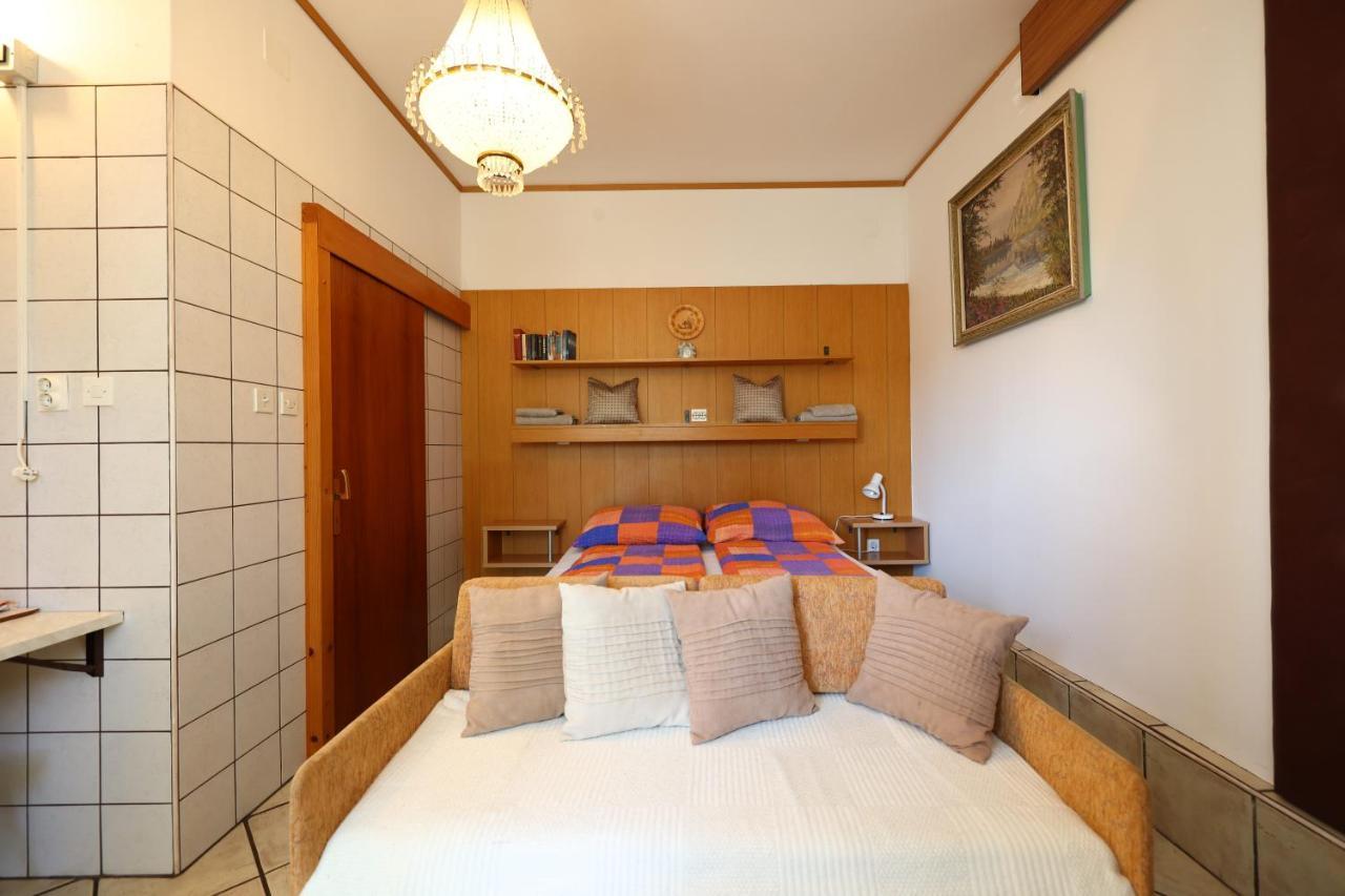 Apartments Pika Крк Экстерьер фото