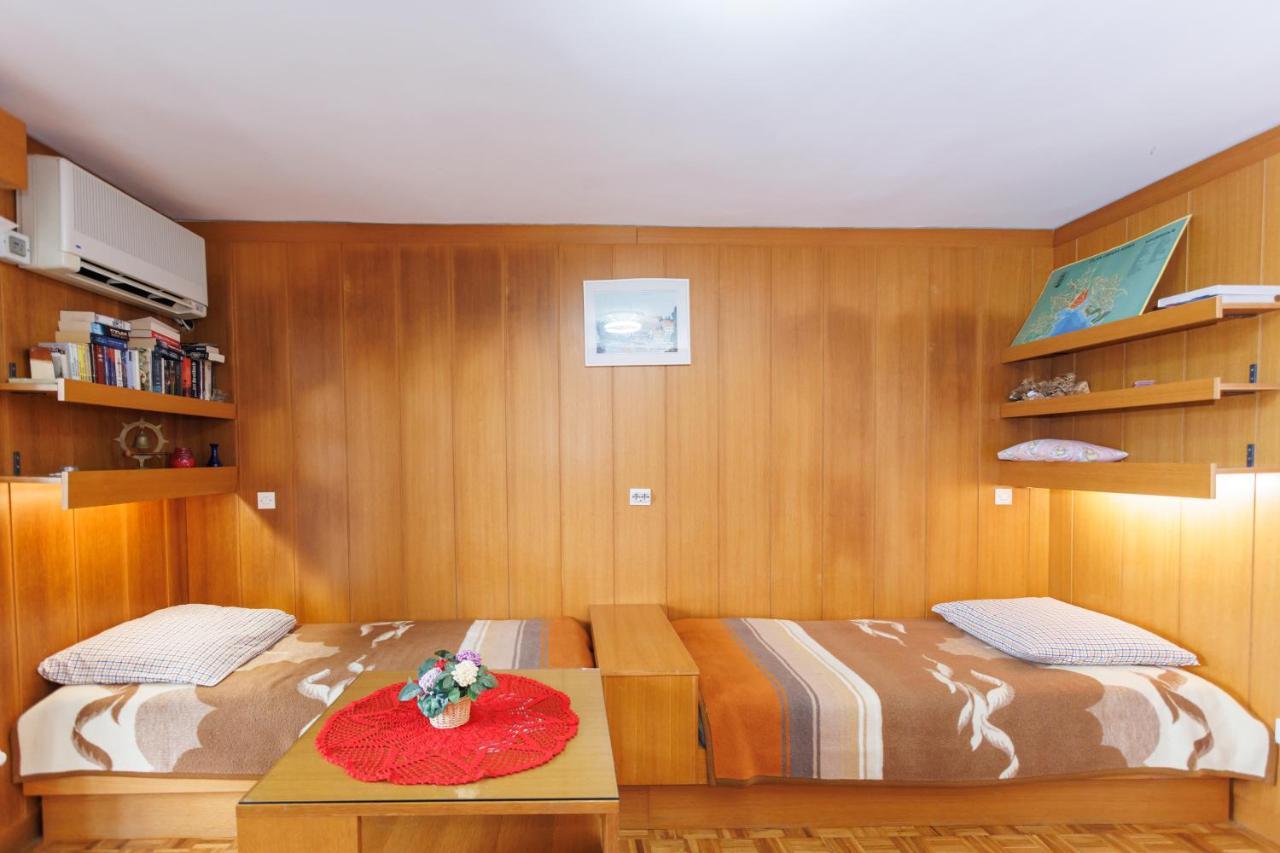 Apartments Pika Крк Экстерьер фото