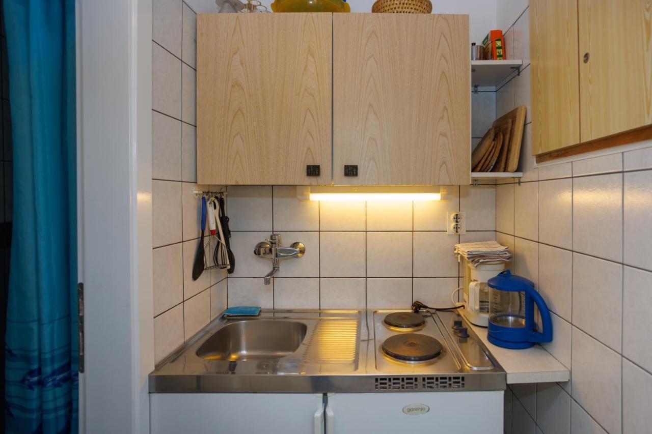 Apartments Pika Крк Экстерьер фото