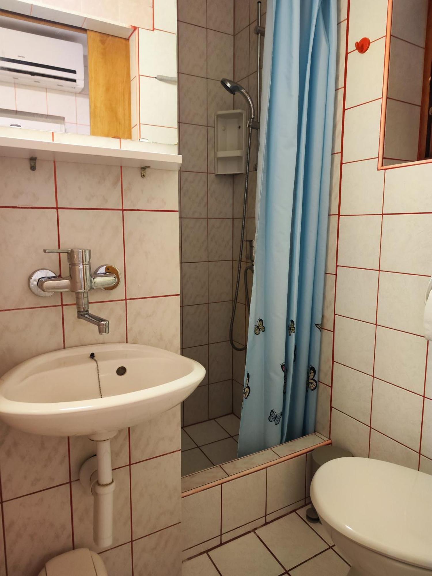 Apartments Pika Крк Экстерьер фото